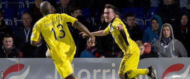 St Mirren players Isaac Osbourne and Stephen Mallan celebrating