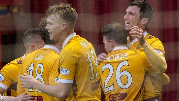 Motherwell avoided six consecutive defeats