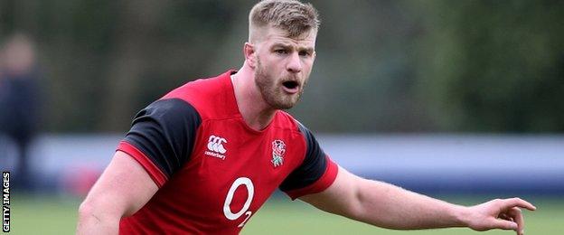 Lock George Kruis makes a point during England training