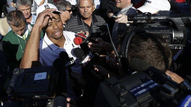 Tiger Woods withdraws from Torrey Pines opening round through injury