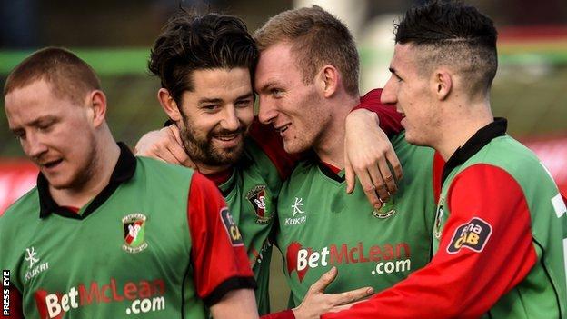 Glentoran ran out comfortable 4-1 winners over Armagh City at the Oval