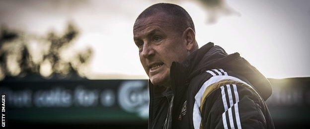 Mark Warburton Manager of Brentford FC looks on during the Sky Bet Championship match between Brentford and Rotherham United at Griffin Park on January 10, 2015