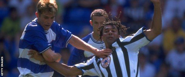 Phil Parkinson and Ruud Gullit