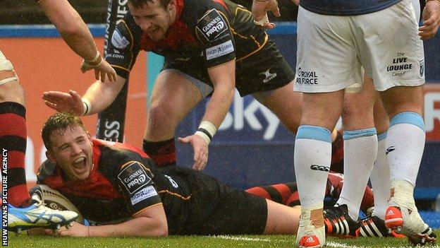 Elliott Dee, Newport Gwent Dragons