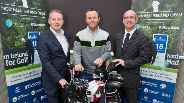 Michael Hoey (centre) with the Ulster Bank's Neil Cooke (right) and Sphere Global managing director Sean McNicholl