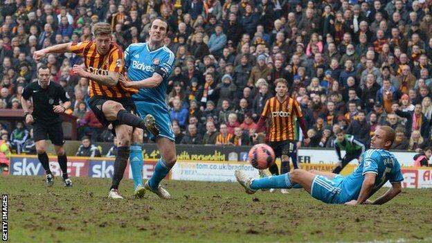 Jon Stead scores the second goal in Bradford's 2-0 FA Cup win over Sunderland