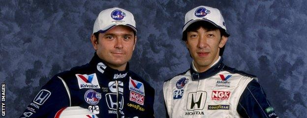 Gil De Ferran (left) and Naoki Hattori
