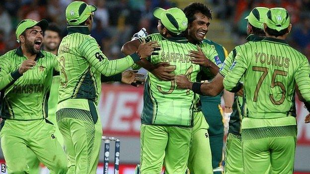 Pakistan celebrate