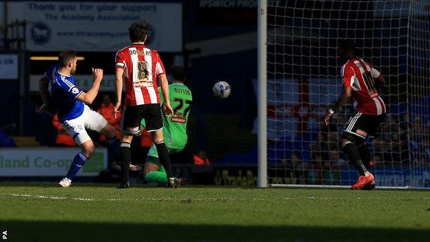 Daryl Murphy scores against Brentford