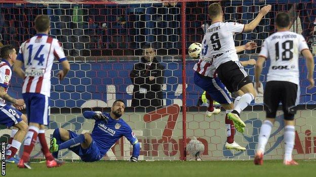Shkodran Mustafi scores against Atletico Madrid