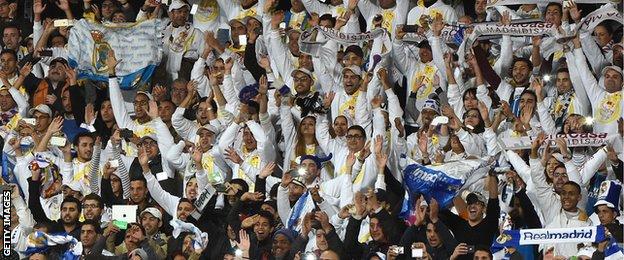 Real Madrid fans celebrate