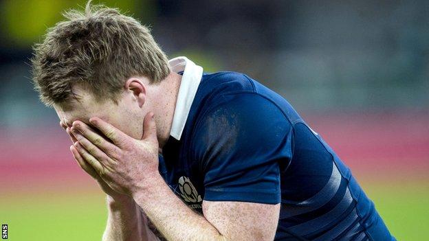 It was another tough afternoon for Scotland at Twickenham.