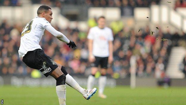 Tom Ince in action for Derby