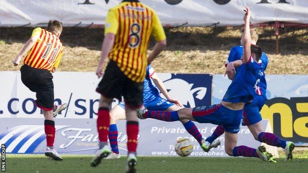 Steven Lawless fired in a late winning goal for Partick Thistle