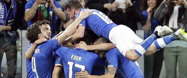 Italy celebrate