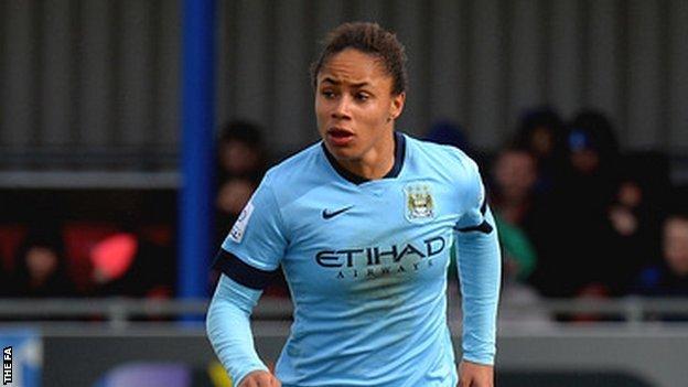 Demi Stokes playing for Manchester City