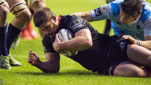 Ross Ford scores a try for Edinburgh