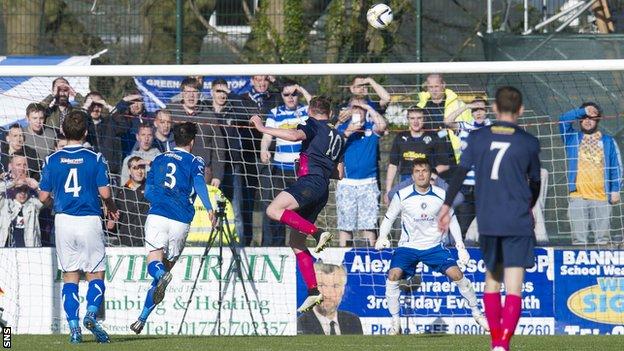 Declan McManus scores for Greenock Morton against Stranraer