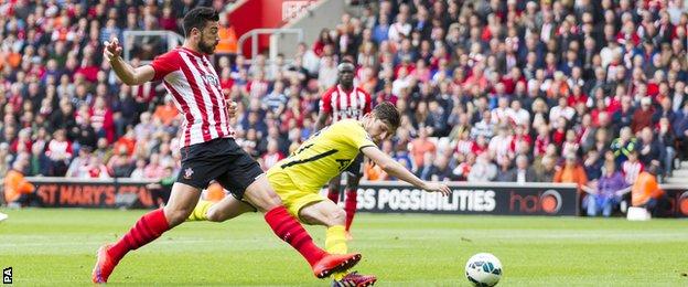 Graziano Pelle scores against Spurs