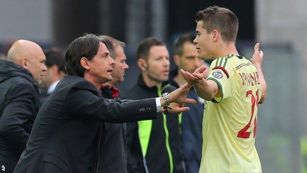 Milan coach Filippo Inzaghi and Marco Van Ginkel