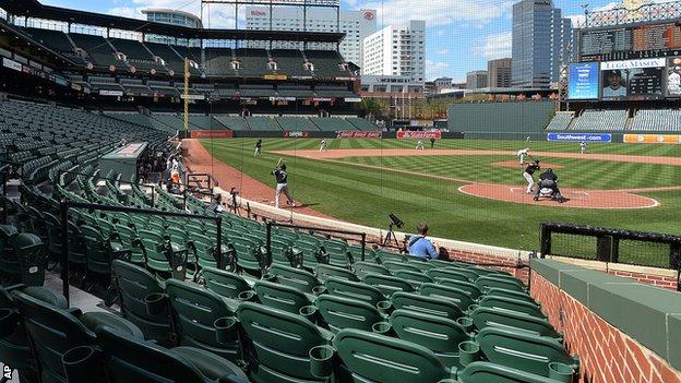 Baltimore: Witness an Baltimore Orioles Major League Baseball Game at Oriole  Park