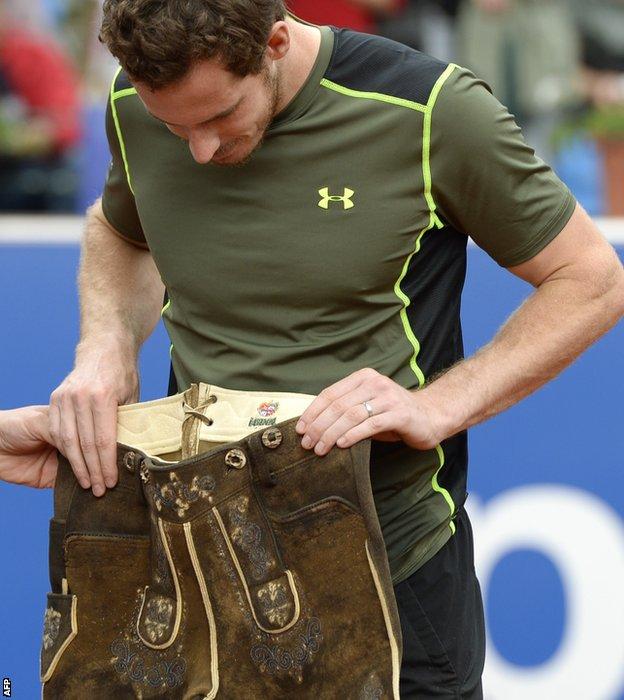 Andy Murray wins Munich Open, presented with a pair of lederhosen