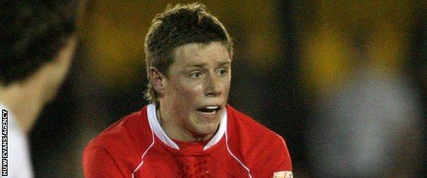 Rhys Priestland played for Wales U20 in 2007