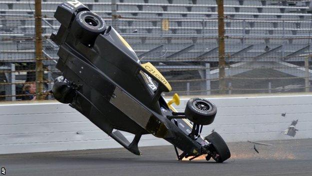 Josef Newgarden crashes at Indianapolis