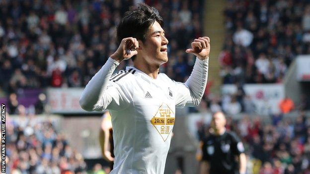 Vote for your Swansea City Player of the Season