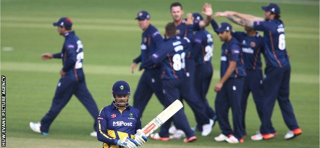 Essex players celebrate the wicket of Jacques Rudolph during Glamorgan's T20 Blast defeat