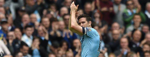 Frank Lampard applauds fans as he is substituted