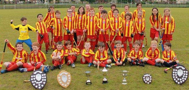 Glasgow Gaelic School shinty players