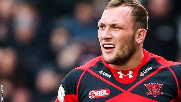 Super League Josh Griffin Joel Moon And Scott Grix All Banned Bbc Sport