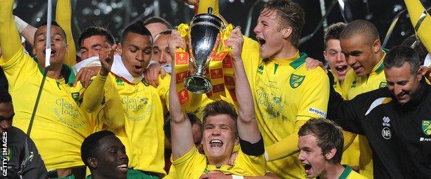 Norwich lift FA Youth Cup in 2013