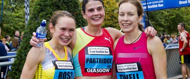 Great Scottish Run Half Marathon winner Susan Partridge celebrates with Freya Ross and Steph Twell