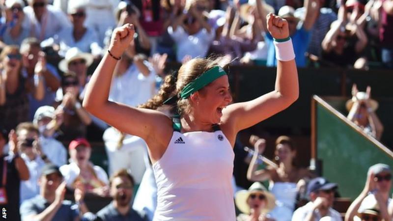 French Open Jelena Ostapenko Beats Simona Halep To Win First Grand