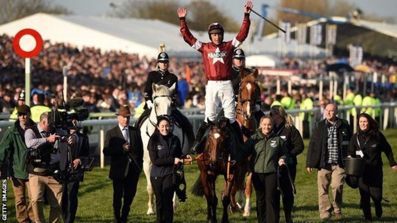 Grand National: Triumphant Tiger Roll becomes a 'rock star' racehorse ...