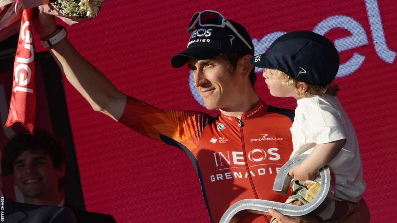 Geraint Thomas has signed a new contract with Ineos Grenadiers.
