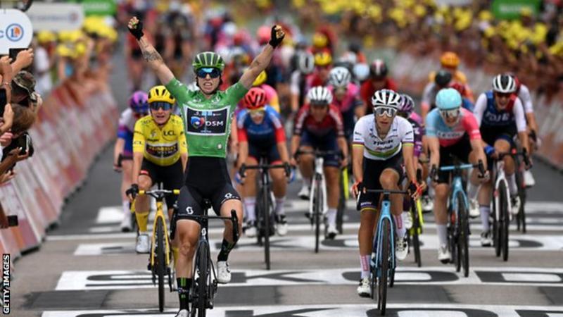 DSM's Lorena Wiebes clinch stage five for second victory in Tour de France Femmes.