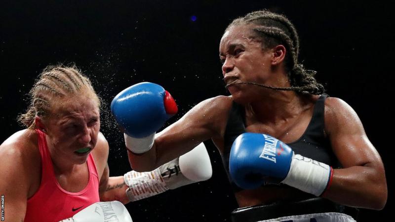 Natasha Jonas has become the first black woman to achieve a boxing manager's licence.