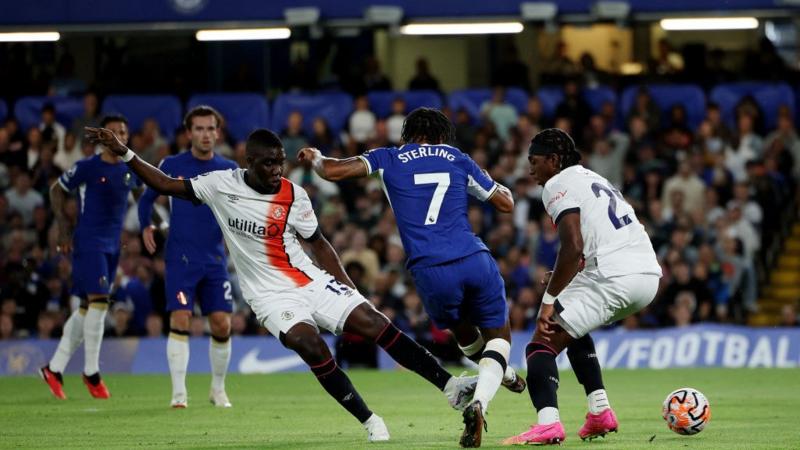 Chelsea 3 0 Luton Town Raheem Sterling Double Helps Blues See Off