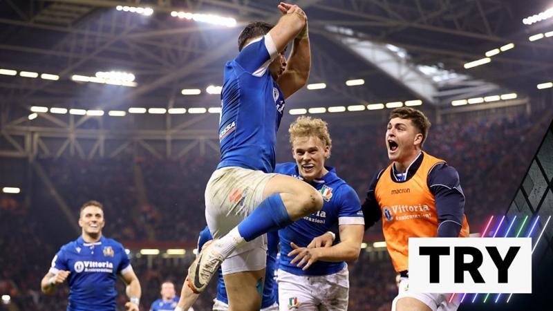 Italy's Lorenzo Pani celebrates try with teammates at the Six Nations 2024