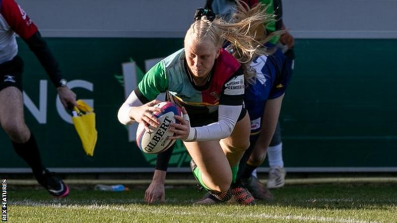 Harlequins re-signed Heather Cowell for the 2022-23 Premier 15s season.