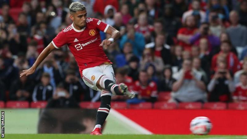 Manchester United midfielder Andreas Pereira ready to join Fulham.