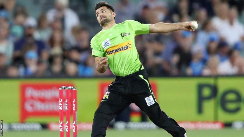 Sydney Thunder terminate Fazalhaq Farooqi's contract over behaviour