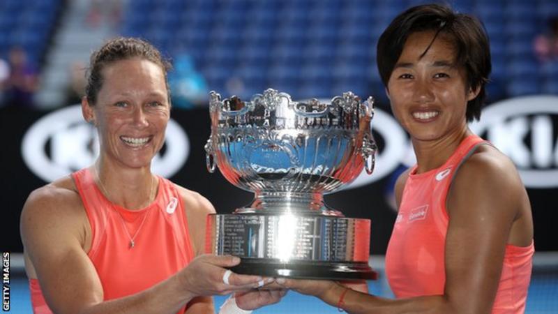 Australian Open: Sam Stosur and Zhang Shuai win women's doubles title