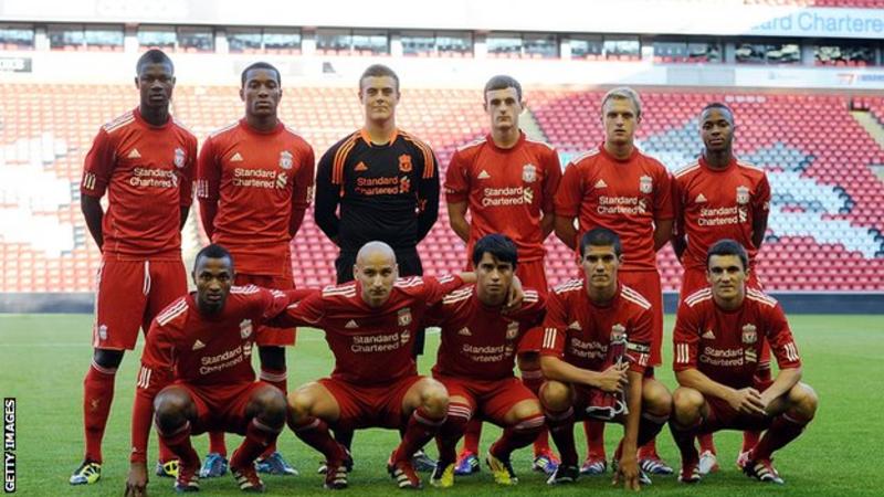 A Liverpool under-19 side from 2011 including Toni Silva (bottom row left)