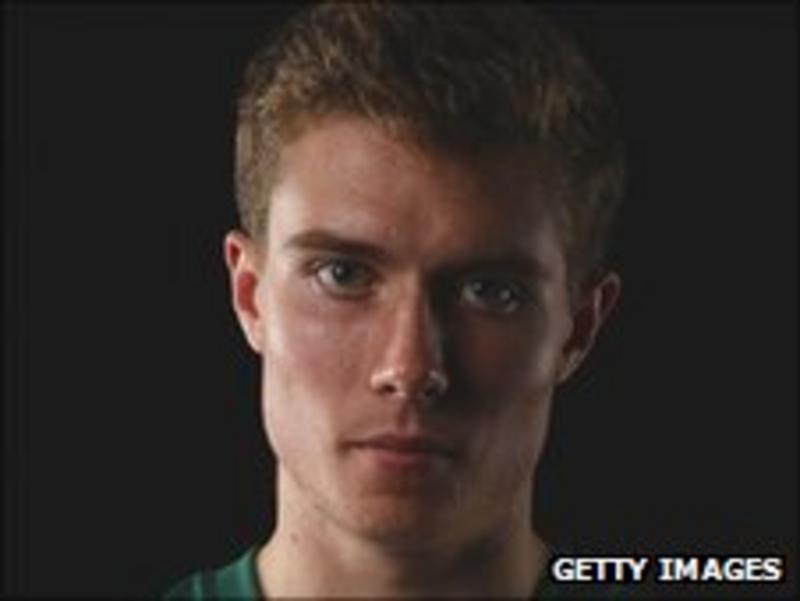 Oxford United sign Australian striker Matthew Fletcher BBC Sport