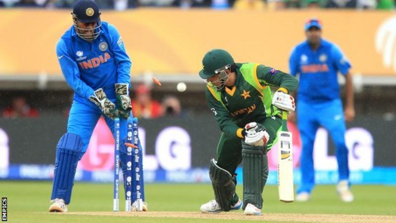 Champions Trophy: India cruise to win over Pakistan - BBC Sport
