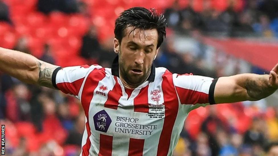 Ollie Palmer Crawley Town pay nominal fee for Lincoln City striker